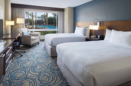 Carmel Valley Hotel | DoubleTree by Hilton San Diego - Del Mar