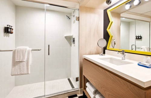 Civic Core Hotel | Downtown San Diego Stay Near Gaslamp Quarter