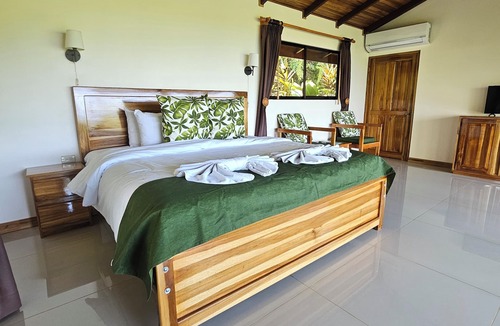 Drake Bay Hotel | Drake Bay Greenleaf