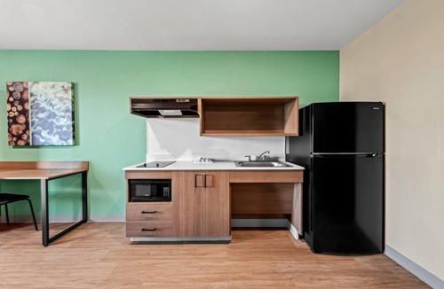 Reno/Tahoe Airport Hotel | Echo Suites Extended Stay Reno