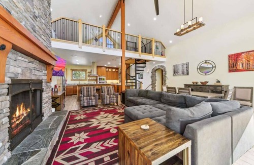 Mountain View Estates Cabin | EchoView Lodge: Hot Tub, Pet Friendly, Game Room