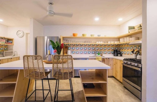 Manzanillo House | El Oasis Beachfront - Oceanfront Escape