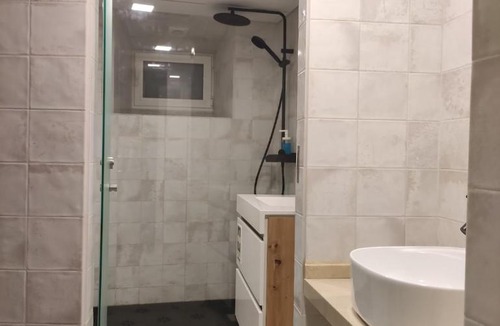 Sintra Apartment | Elegant 3BR Retreat in Sintra Historic Center