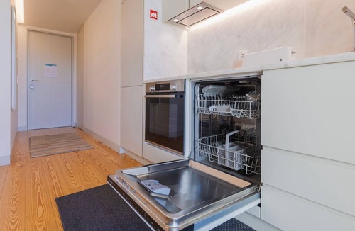 Alfama Apartment | Elegant City Stay in Graça by LovelyStay