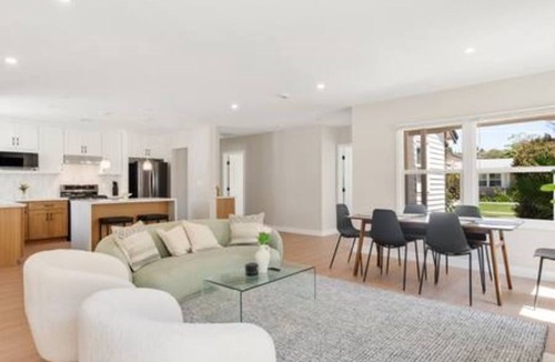 The Plaza House | Elegant Oasis | Heated Pool & Spa | 5mi to Beach