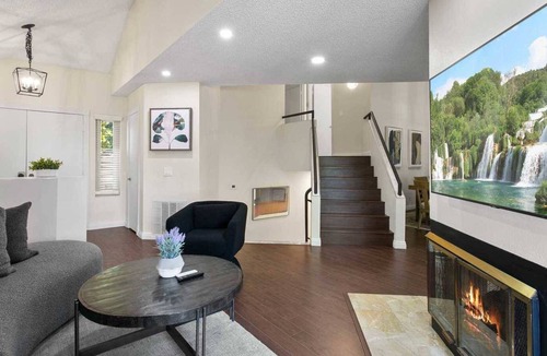 Valle Lindo House | Elegant Oasis on Malaga Cir