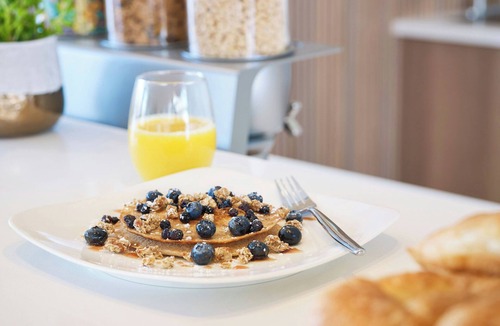 Mission Valley East Hotel | Element by Marriott San Diego Mission Valley