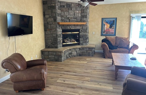 Santa Maria House | Entertaining 4-bedroom house in Santa Maria with room to spread out
