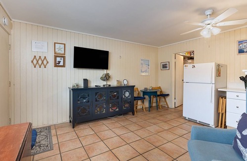 Carpinteria Condo | Entire Beach Condo w/Private Patio and wifi