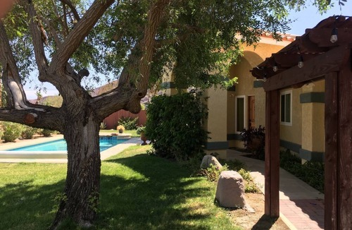 La Quinta Cove House | Epic mountain views - Custom home- great relaxing/entertainment patio/pool/yard