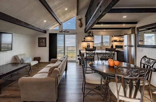 Mountain Center House | Epic Views: 15mi from Palm Desert, 3 Private Acres