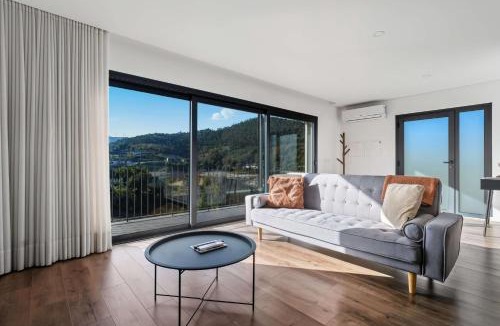 Guilhofrei House | Ermal Terrace