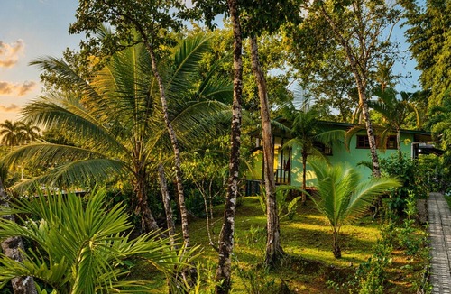 Drake Bay Apartment | Escapada Tropical con Vista al Mar en Bahía Drake