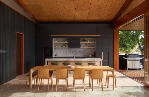 Gold Coast House | Escape to a private boutique retreat on South Stradbroke Island