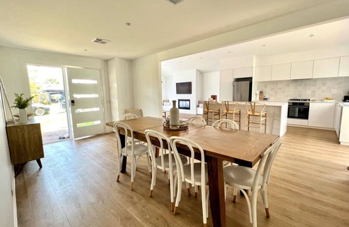 Rye House | Escape to Rye - Beach House with Pool