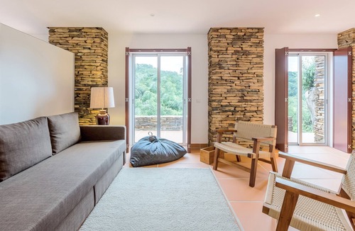 Sao Salvador House | Espargal Rural Reserve Studio