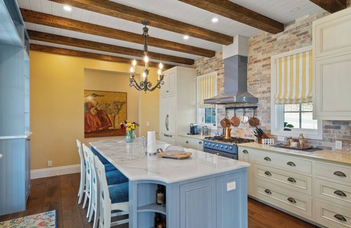 Napa Cottage | European-Inspired Luxury Napa Valley One-Bedroom Cottage With Vineyard Views.