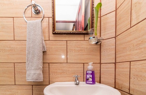 Cocles Cabin | Excellent option for long stays. Safe and economic private room