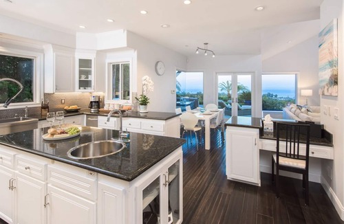 Central Malibu House | Exceptional Ocean View Contemporary Home!