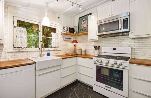 Tahquitz River Estates Bed & Breakfast | Exclusive use of the property (All 5 units)