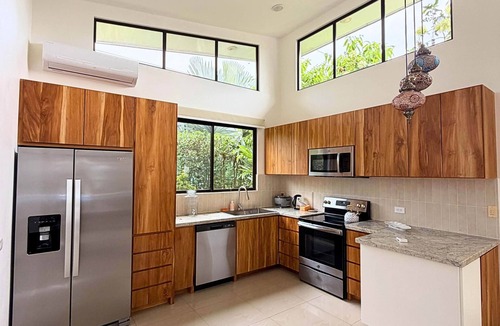 Ballena House | Exclusive Villa with Pool in Bahía Ballena