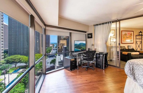 Downtown Honolulu Apartment | Executive Center Hotel Honolulu