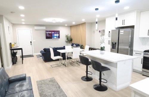 La Presa Apartment | Exotic Homes Gillespie Dr by SD stay