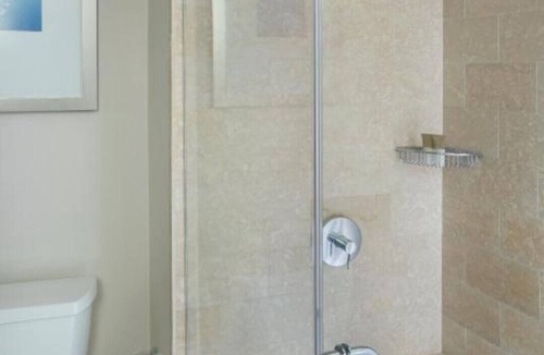 Russian Hill House | Explore Chic Fisherman’s Wharf Hotel Near Pier 39 in San Francisco