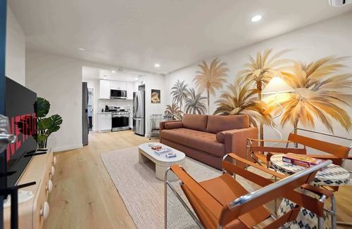 North Park House | Explore North Park Chic 2br w/Fire Pit Sleeps 6