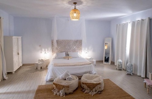 Santa Comba Dao Bed & Breakfast | Exquisite bed & breakfast, 7 individual suites with outdoor pool