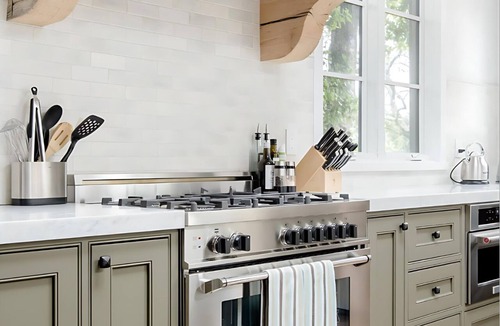 Woodside House | Exquisite luxury executive 2-suite cottage