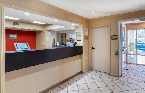 San Carlos Hotel | Extended Stay America Suites - San Francisco - San Carlos