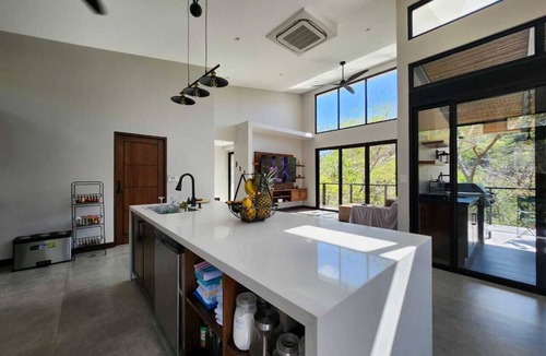 Rio Seco House | Fabulous house in the mountain near Avellanas beach, paradise waits for you.