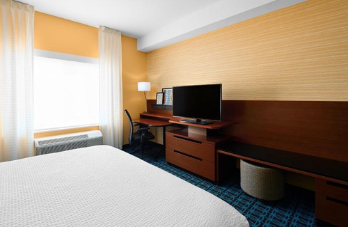 Roosevelt Hotel | Fairfield Inn & Suites by Marriott Fresno Yosemite International Airport