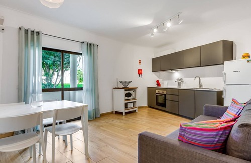 Aldeia das Acoteias Apartment | Falésia Modern Flat W/Balcony & Pool by LovelyStay