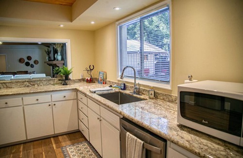 Idyllwild Apartment | Families love! Comfort, Tranquil Beauty, Near All