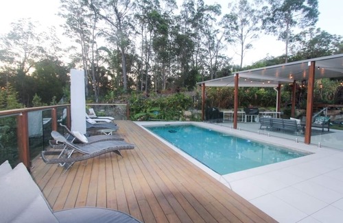 Reedy Creek House | Family entertainer with views