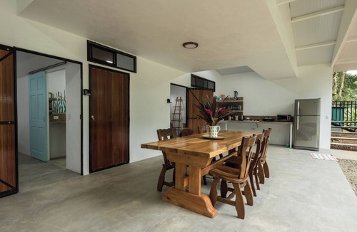 Puerto Viejo de Talamanca Villa | Family-Friendly 3BR Caribbean Villa | 5 Min to Beach + Pool, Patio & Tiki-Bar