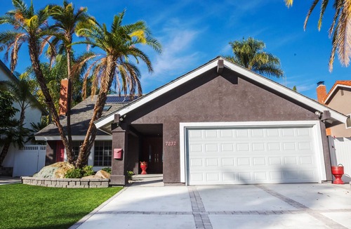 Allied Gardens House | Family Friendly, Located in the middle of it all.