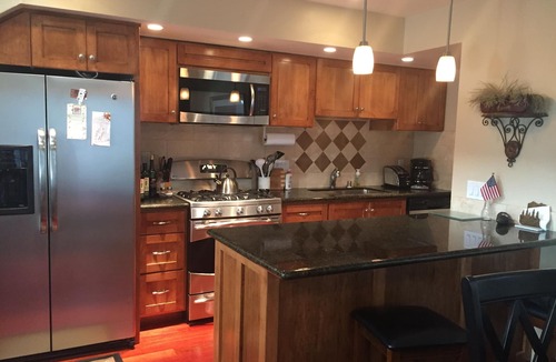 Incline Village Condo | Family Friendly 3 BR Lake Tahoe Retreat close to Lake, Casino and Skiing.