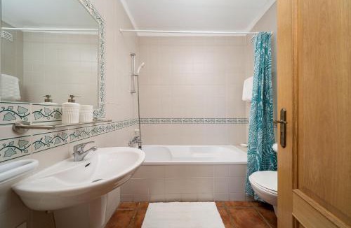 Vale de Parra Apartment | Family Holiday Apartment - Centrally Located - Vale de Parra
