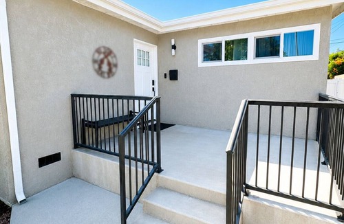 East Whittier House | Family Home Near Los Angeles, Disney & OC