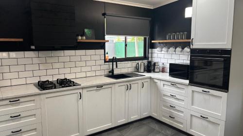 Ningi House | Family retreat in Ningi Pet friendly