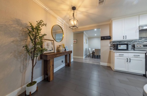 East San Jose House | Family Retreat Oasis Stylish 3BR Home w/Garage