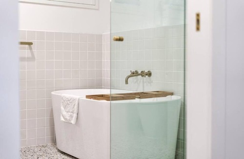 Bundall House | Family Waterfront Escape - Pool, 2 King rooms