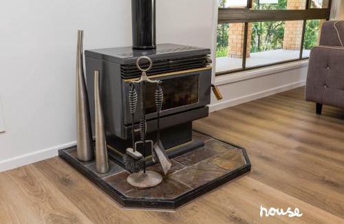 Clothiers Creek House | Farm Stay - Tweed Coast Holidays®