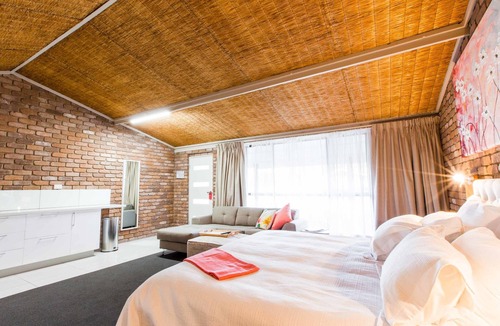 Morwell Hotel | Farnham Court