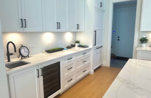 West Vancouver House | FIFA World Cup. Brand new 6 BD, 8 BA, Whiskey Room, Games room+ more