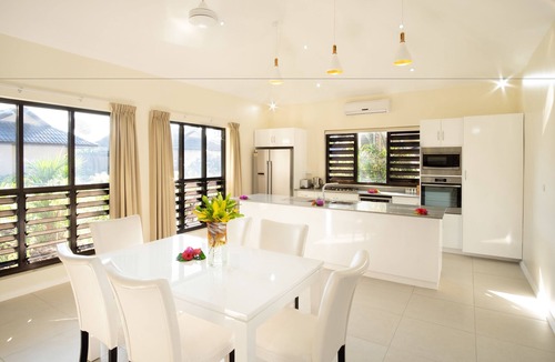 Viseisei Hotel | First Landing Beach Resort and Villas