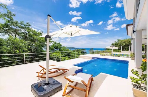 Brasilito House | Flamingo Luxury Makai Villa Next to the Beach